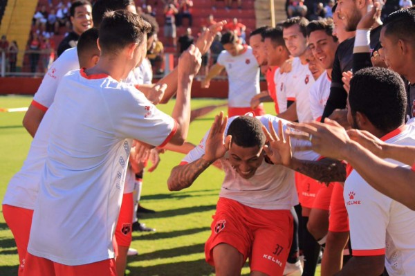 Fichajes: Motagua negocia con dos delanteros y Real España presta a un jugador