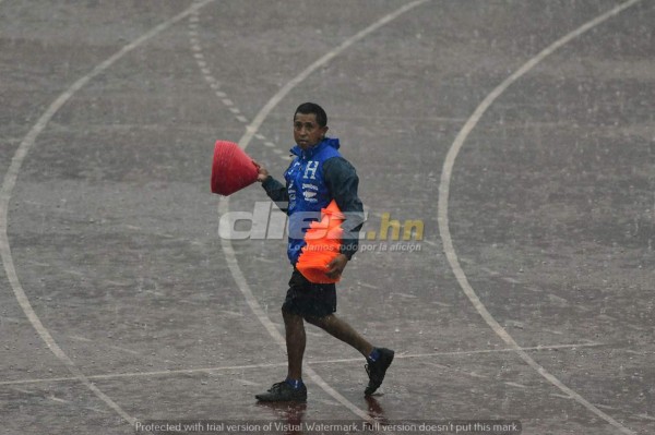 Fuerte lluvia, la esposa del legionario y el gimnasio; así entrenó la Selección