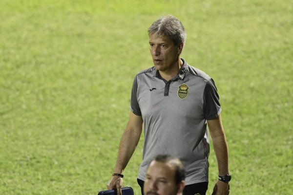 MERCADO HONDUREÑO: Olimpia quiere un nuevo portero y España busca técnico