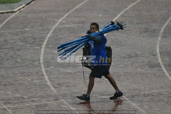 Fuerte lluvia, la esposa del legionario y el gimnasio; así entrenó la Selección
