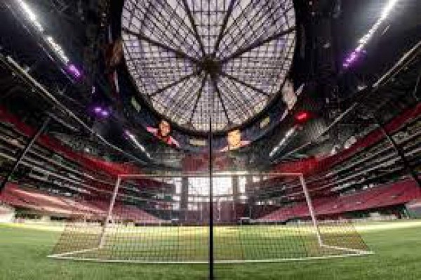 Así es el espectacular Mercedes Benz, el estadio que es sensación en Estados Unidos