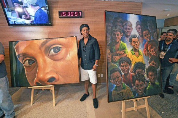 Fotos: El Maracaná inaugura un espectacular tour de la carrera de Ronaldinho