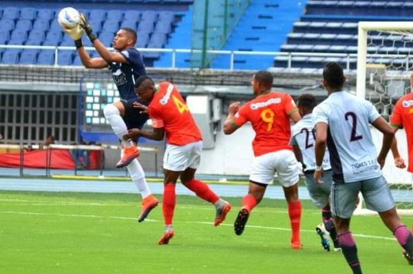 Fichajes: Real España podría quitarle una pieza a Olimpia y... ¿Viene el 'Potro' Gutiérrez a Honduras?