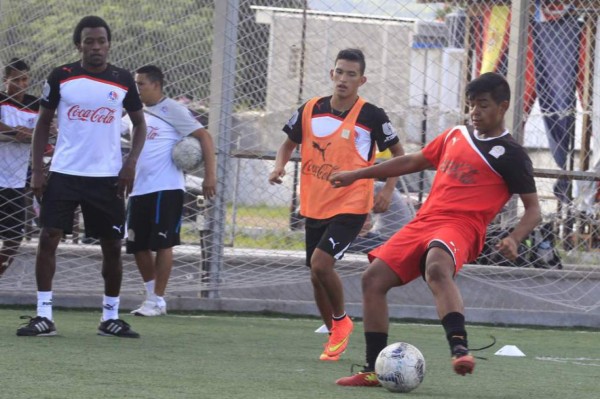 Elmer Güity, el último caso: Jóvenes que Olimpia formó y terminaron saliendo del León