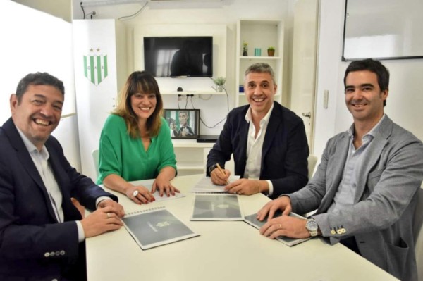 Mercado: Barcelona y Real Madrid fichan; el nuevo club que tendría el Choco Lozano