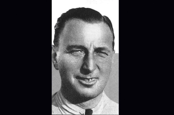 Los jugadores más veteranos en jugar al fútbol de forma profesional