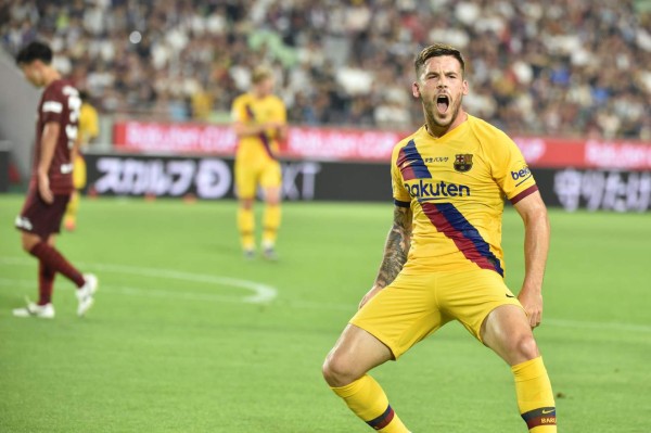 Fotos: El nuevo '7' del Barcelona, Iniesta y la emotiva noche en Japón