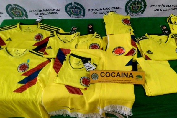 ¡Camisetas de la selección colombiana impregnadas con cocaína!