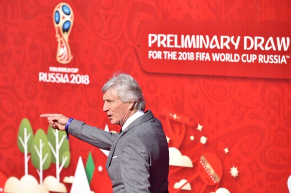 Alfombra roja en sorteo de la eliminatoria para el Mundial Rusia 2018