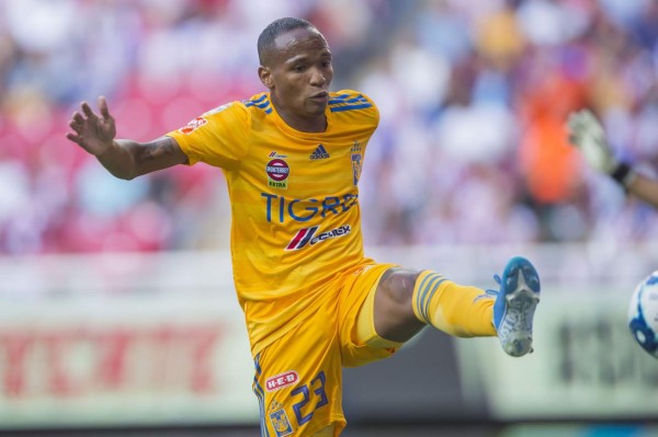 Mercado Liga MX: América oficializa fichajes, bombazo de Miguel Layún y Chivas busca lateral