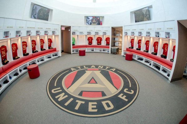 Así es el espectacular Mercedes Benz, el estadio que es sensación en Estados Unidos