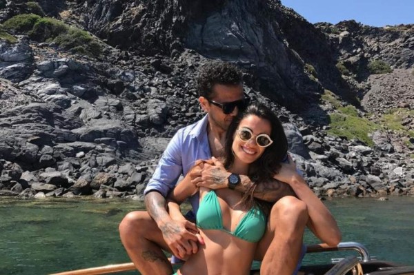 Así disfrutan las vacaciones los cracks ¡Vaya carita la de Messi!