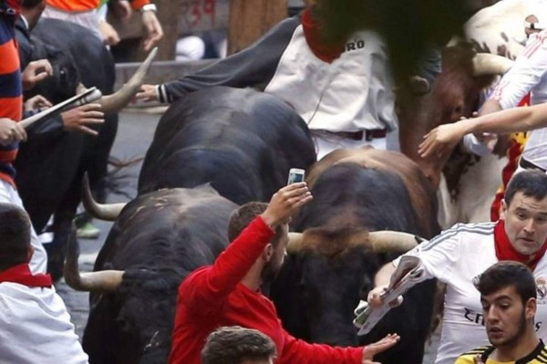 Las 20 selfies más atrevidas y peligrosas en la historia