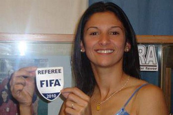 Claudia Umpierrez, la última bella árbitro en debutar en el fútbol masculino