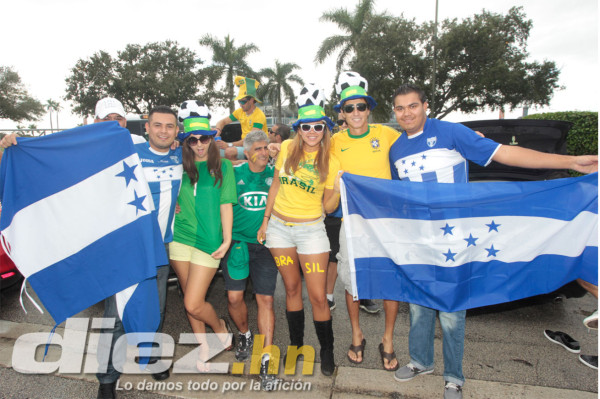 Ambiente de los hondureños en el Sun Life de Miami.