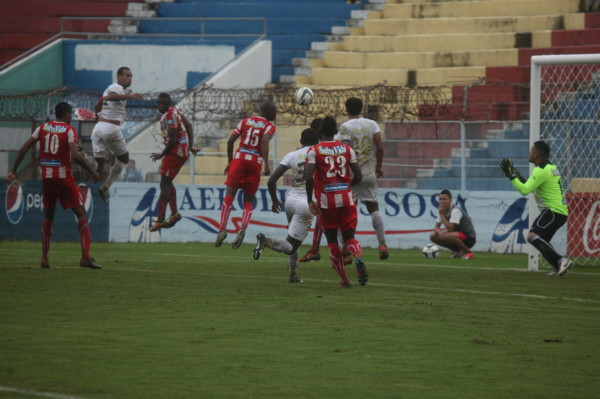 Olimpia 2-0 Vida y Motagua 0-1 Real Sociedad finalizo La Primera jornada de la Liga Nacional
