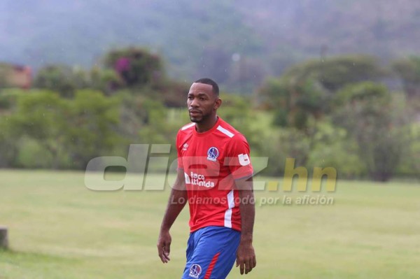 ¡Tres fichajes ni debutaron! Los fiascos del Apertura-2019 en Liga Nacional de Honduras