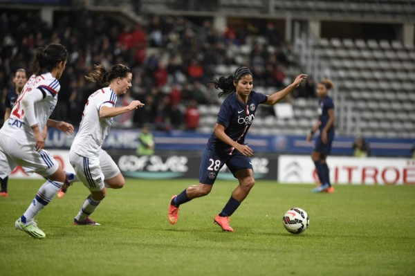 Shirley Cruz, la costarricense que brilla en el equipo femenino del PSG