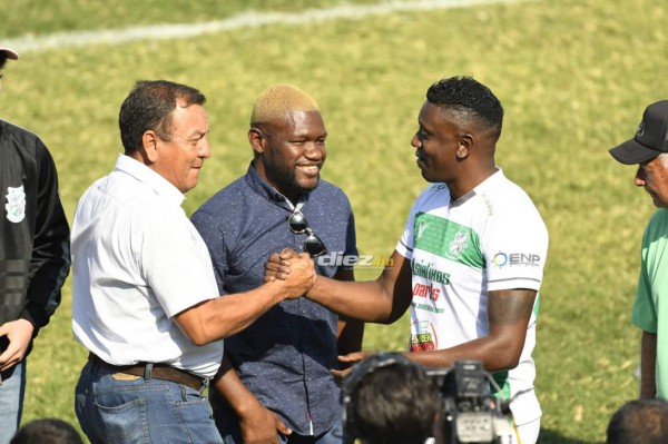 ¡Adiós capitán! Edgar Álvarez se despide del fútbol profesional con tremenda ovación