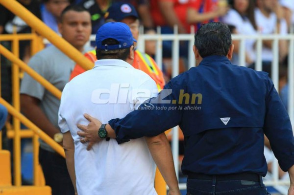 NO SE VIO POR TV: Wilson se saca la furia con Martínez y Rubilio hace gesto de crack a Costly&nbsp;&nbsp;