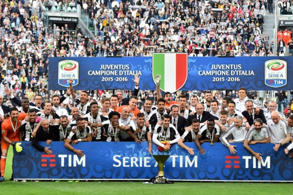 Así celebraron su título de campeón la Juventus y PSG en Europa