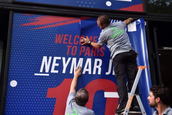FOTOS: La espectacular presentación del brasileño Neymar en el PSG