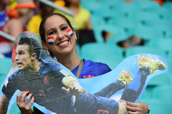 La imágenes del Ambiente de carnaval en Arena Fonte Nova previo al duelo Costa Rica-Holanda