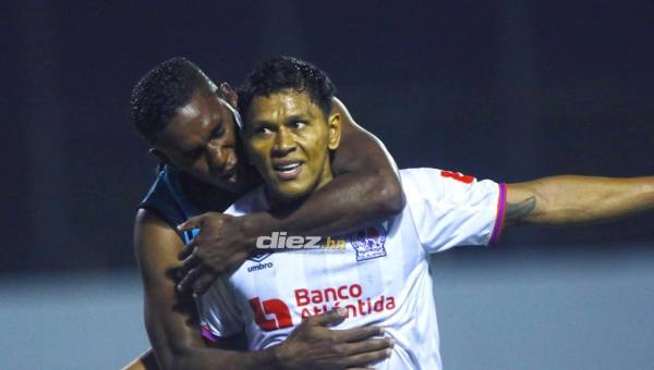 ¡Bryan Moya le rescata el partido a Pablo Lavallén y el clásico Olimpia-Motagua queda igualado!