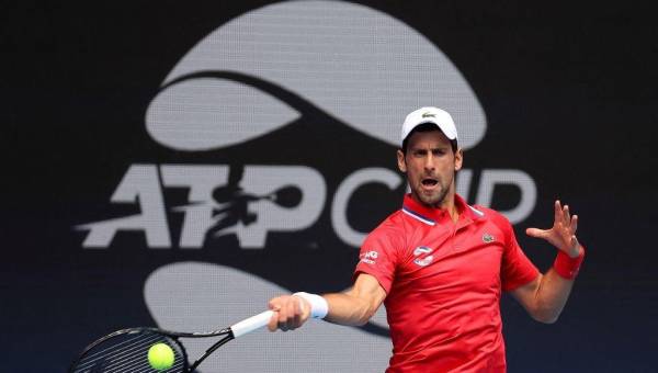Novak Djokovic se mantiene como el numero de uno del mundo en el ranking de tenis.