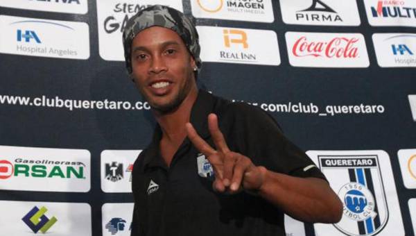 Ronaldinho Gaúcho jugó para Quéretaro solo una temporada y dejó un montón de anécdotas.