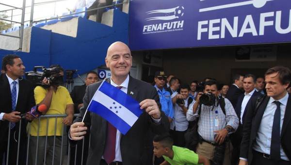 Honduras es uno de los países aliados que tiene el presidente de FIFA, Gianni Infantino, quien lo visitó en 2018 para la inauguración del estadio Infantil de Tegucigalpa. Fotos DIEZ