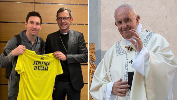 El domingo Messi recibió la camiseta firmada por el Papa Francisco de manos de monseñor Emmanuel Gobilliard.