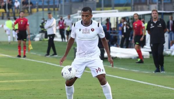 No juega desde hace un mes: ¿Qué pasa con el hondureño Rigoberto Rivas en la Serie B de Italia con la Reggina?