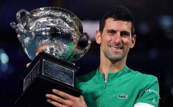 Djokovic gana una primera batalla judicial y quiere disputar Abierto de Australia