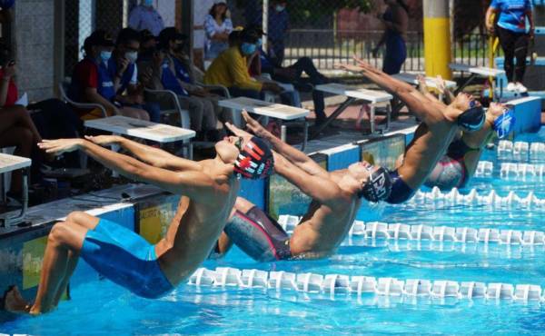 Nadadores de diferentes equipos hondureños estarán presentes en el torneo.
