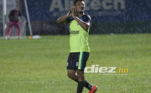 El delantero hondureño, Elin Gutiérrez mosntró un gran nivel en la zona de ataque de Los Potros.