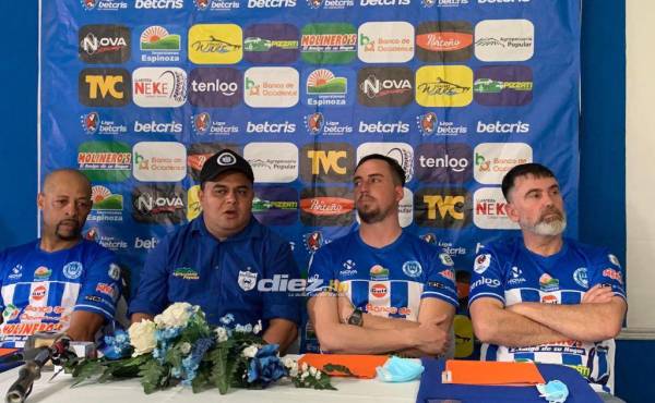 Fernando Araújo fue presentado oficialmente como nuevo entrenador de Victoria: “Queremos estar en la fiesta grande”