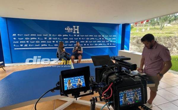 Jenny Fernández, presentadora de Diez TV, habló con Diego Vázquez sobre la Selección Nacional de Honduras.