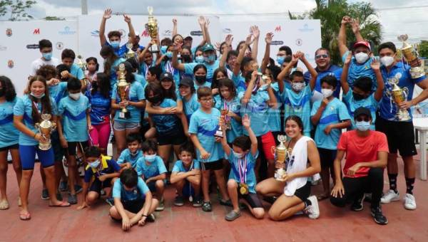 Delfines Sampedranos arrasó en el VI Torneo de Natación Internacional de San Pedro Sula: ganadores y resultados