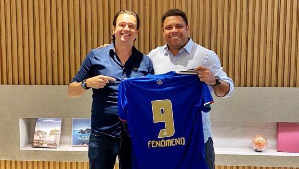 El Fenómeno Ronaldo vuelve a Cruzeiro y será el nuevo dueño del club.