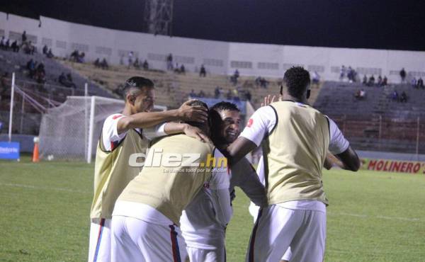 Chirinos ha sido la gran figura de Olimpia con sus goles en La Ceiba. Foto DIEZ: Samuel Zelaya.
