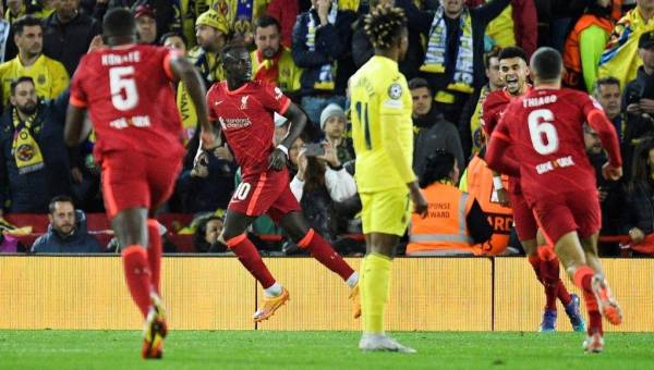 Liverpool fue muy superior al Villarreal y prácticamente puso un pie en la final de Champions. AFP