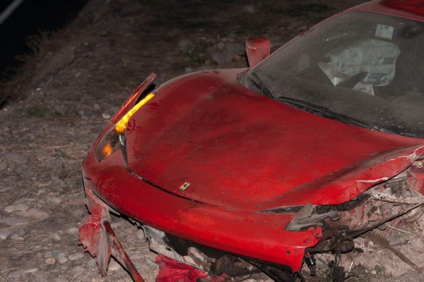 FOTOGALERÍA: El Ferrari que destrozó Arturo Vidal en Chile