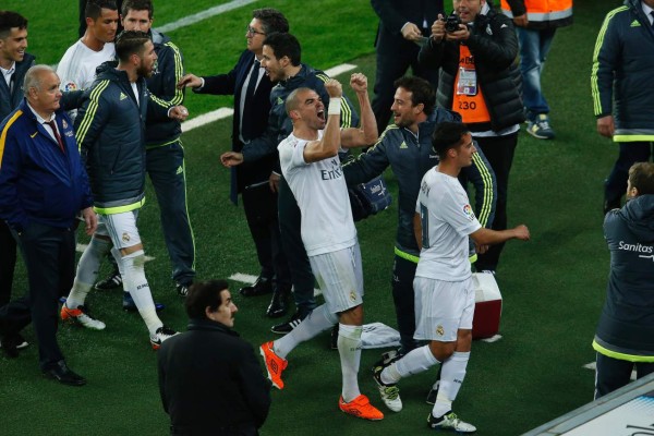 15 fotos sensacionales que dejó 'El Clásico' Barcelona-Real Madrid