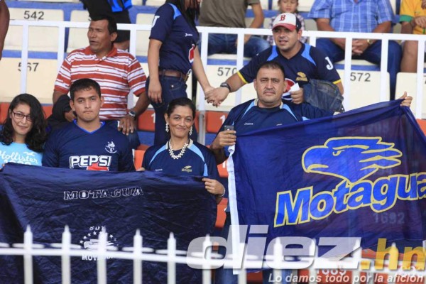 Olimpia puso de rodillas al Motagua y lo humilló ganándole 4-1
