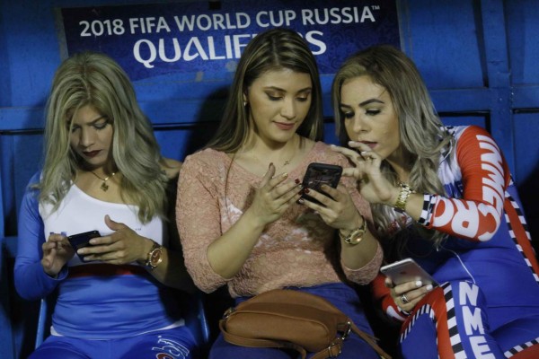 NO SE VIO: La emoción del 'Tato', el gesto del Chino y la bella chica