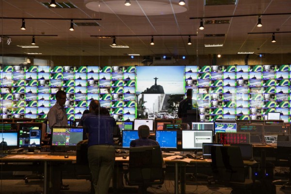 Ambiente Brasil en Inauguracion de centro de emisión internacional (IBC)