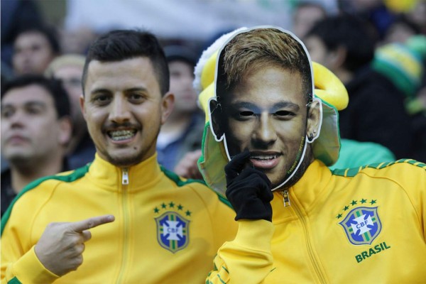 Gran Ambiente previo al Juego Brasil vs Perú , Copa America