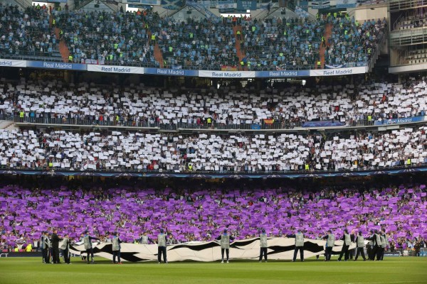 El espectacular apoyo del madridismo a su equipo en el Bernabéu