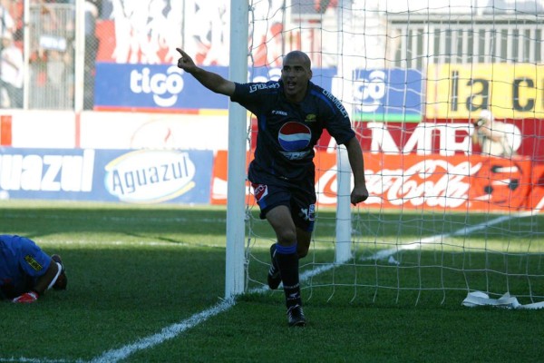 Un sobreviviente, otro diputado y ¡cuatro técnicos!: El único Motagua campeón internacional